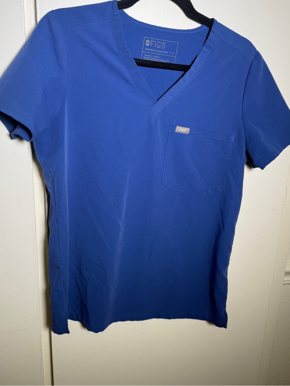 FIGS Royal Blue V-Neck Scrub Top Womens Small